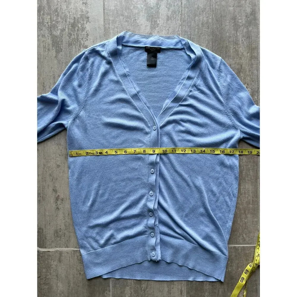 ANN TAYLOR Petites Periwinkle Lightweight Button Front Sweater Cardigan Blouse M - Picture 7 of 7